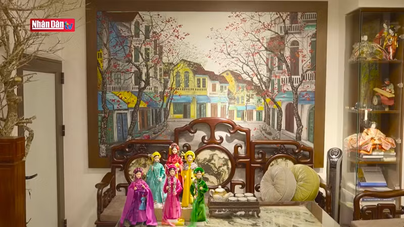 Посещаем творческое пространство художника Нгуен Хоанг Аня