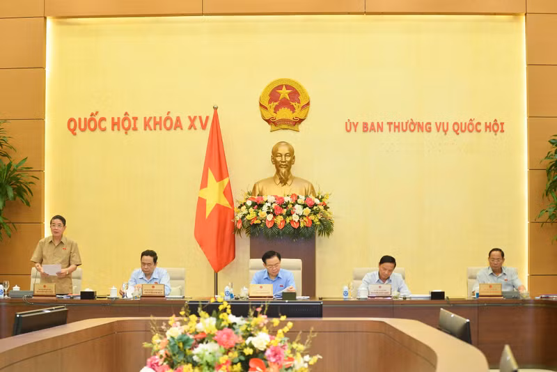 Руководители НС на закрытии заседания. Фото: quochoi.vn