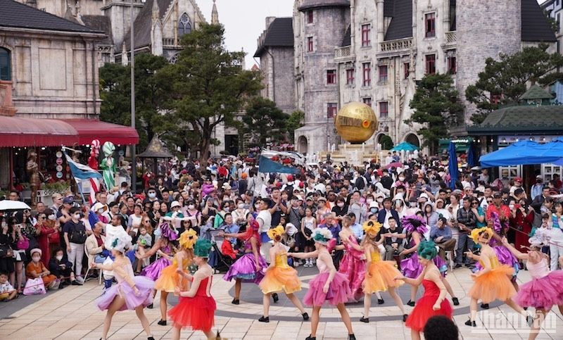 Курорт Sun World Ba Na Hills в г. Дананге.