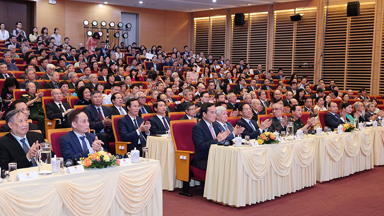 Делегаты на церемонии. Делегаты на церемонии.