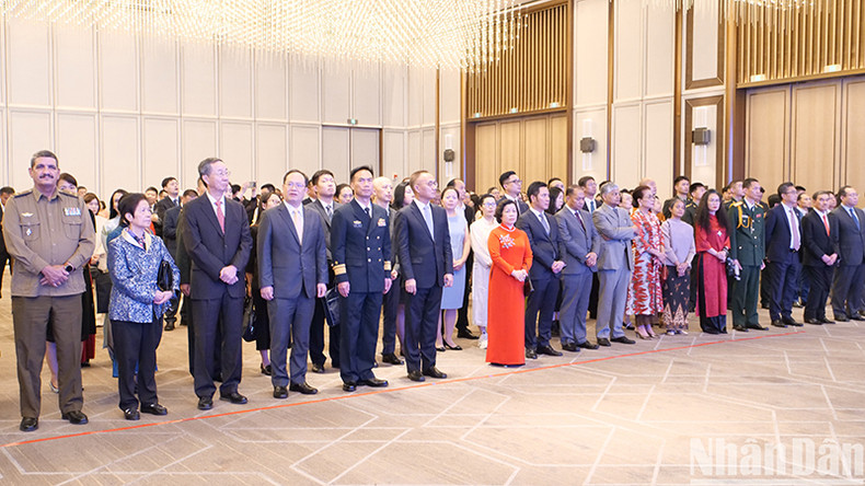 Делегаты на церемонии. Делегаты на церемонии.