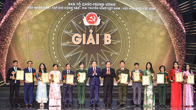 Обладатели призов B Обладатели призов B