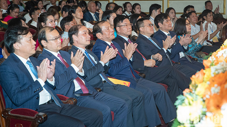 Делегаты на церемонии