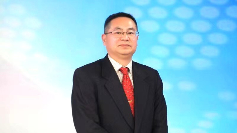 Директор Центра по вьетнамскому исследованию при Чжэцзянском технологическом университете (Китай) Чэн Ханьпин Директор Центра по вьетнамскому исследованию при Чжэцзянском технологическом университете (Китай) Чэн Ханьпин