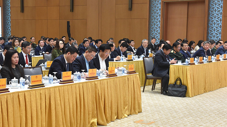 Делегаты на конференции. Делегаты на конференции.