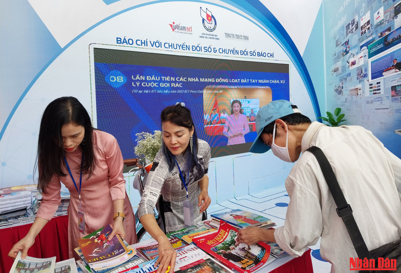 В этом году на фестивале организовано 87 выставочных стендов. В этом году на фестивале организовано 87 выставочных стендов.