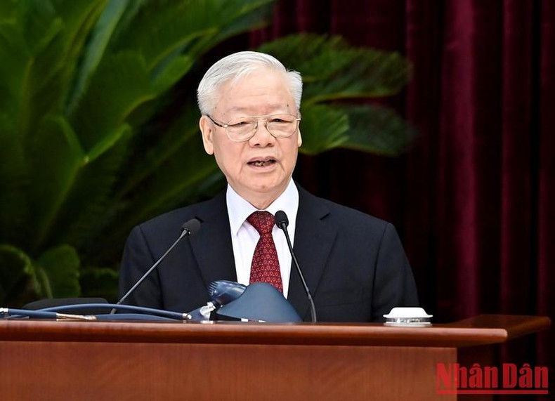 Генеральный секретарь ЦК КПВ Нгуен Фу Чонг выступает на пленуме. Фото: Данг Кхоа Генеральный секретарь ЦК КПВ Нгуен Фу Чонг выступает на пленуме. Фото: Данг Кхоа