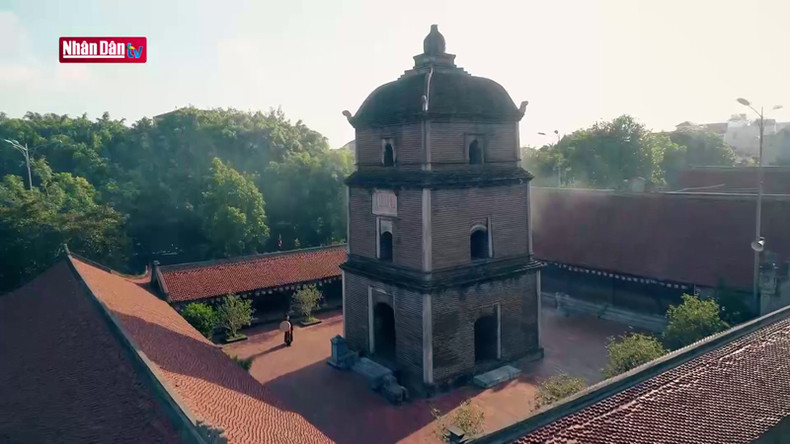 Деревня лубочных картинок Донгхо все еще сохраняет многие черты северной деревни Вьетнама. Деревня лубочных картинок Донгхо все еще сохраняет многие черты северной деревни Вьетнама.