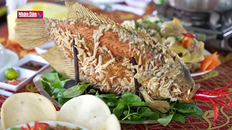 ... или насладиться кулинарными деликатесами, приготовленными самими владельцами хоумстей. ... или насладиться кулинарными деликатесами, приготовленными самими владельцами хоумстей.