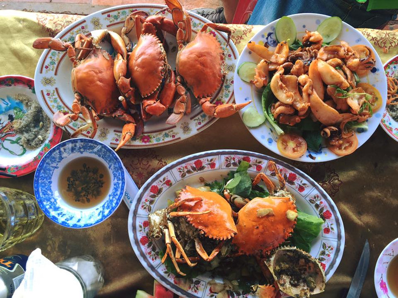 Привлекательные прибрежные блюда. Фото: thamhiemmekong.com Привлекательные прибрежные блюда. Фото: thamhiemmekong.com
