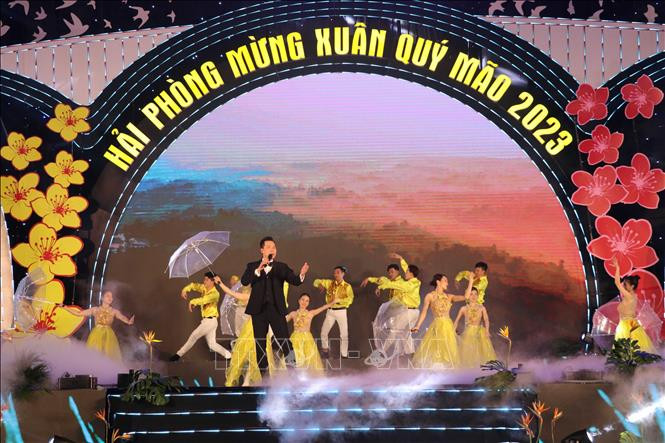 Художественная программа в г. Хайфоне. Художественная программа в г. Хайфоне.