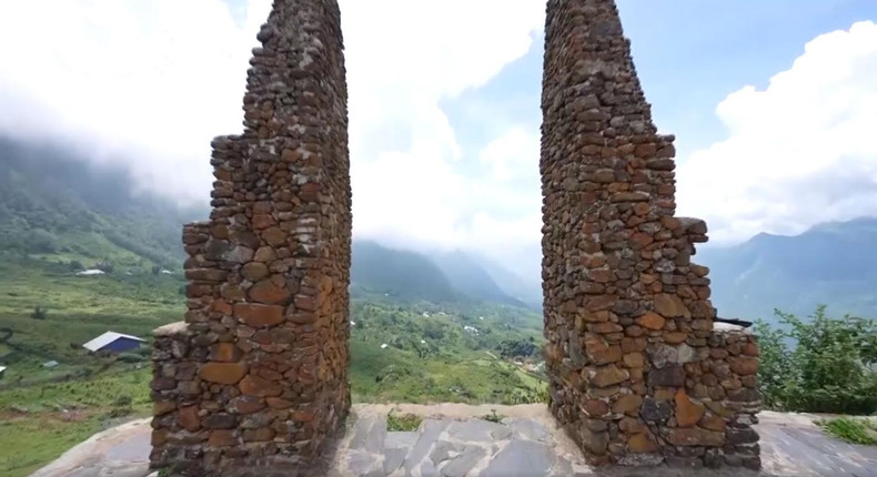 Пейзажи в селении Хаутьынгай могут очаровать любого. Пейзажи в селении Хаутьынгай могут очаровать любого.