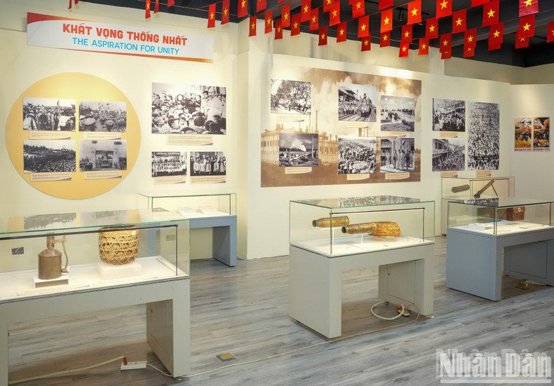 Выставочная зона «Стремление к единству». Выставочная зона «Стремление к единству».