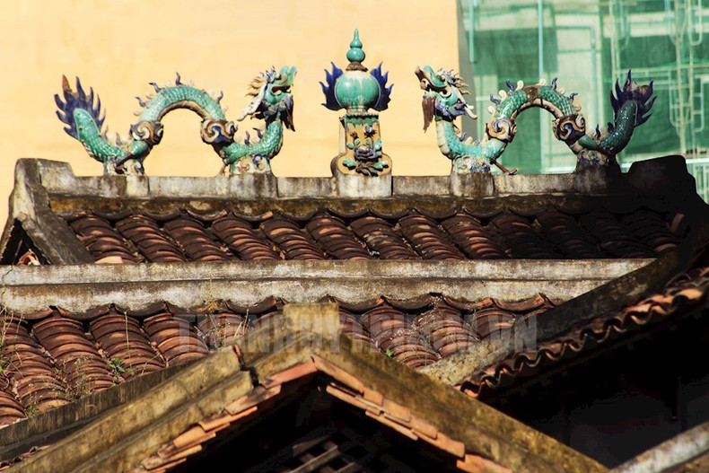 В 1998 году общинный дом Тхонгтэйхой был признан архитектурным, художественным, культурным и историческим памятником государственного значения. Фото: thanhuytphcm.vn В 1998 году общинный дом Тхонгтэйхой был признан архитектурным, художественным, культурным и историческим памятником государственного значения. Фото: thanhuytphcm.vn