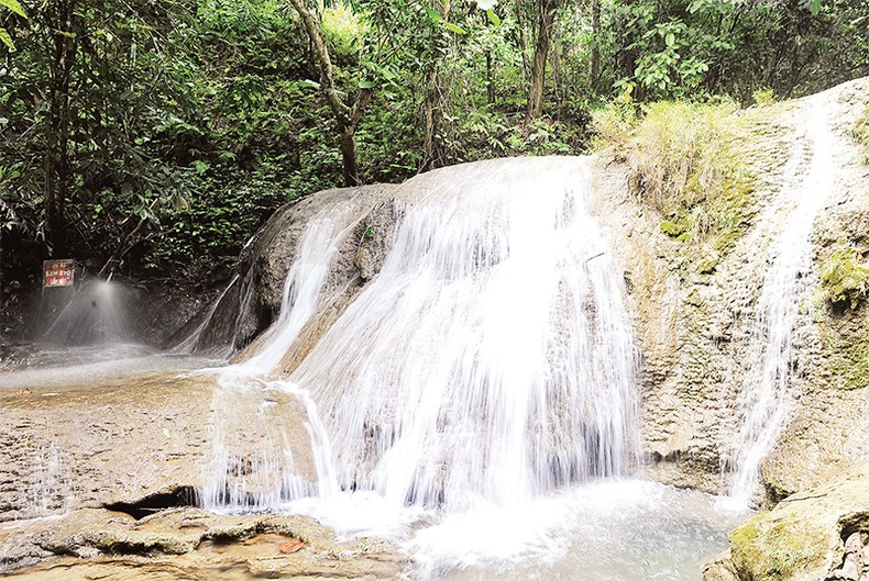 Нежная красота водопада. Фото: Данг Кхоа Нежная красота водопада. Фото: Данг Кхоа