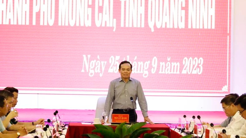 Вице-премьер Чан Лыу Куанг выступает с речью. Фото: Куанг Тхо Вице-премьер Чан Лыу Куанг выступает с речью. Фото: Куанг Тхо