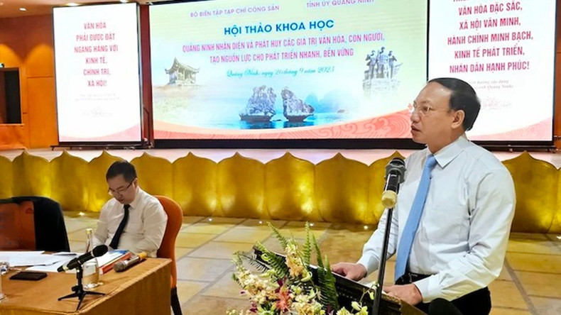 Секретарь Парткома провинции Куангнинь Нгуен Суан Ки выступает с речью. Фото: Куанг Тхо Секретарь Парткома провинции Куангнинь Нгуен Суан Ки выступает с речью. Фото: Куанг Тхо