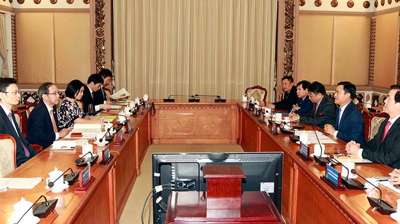 Общий вид приема. Общий вид приема.