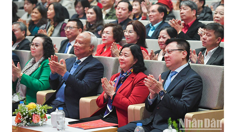 Делегаты на мероприятии. Делегаты на мероприятии.