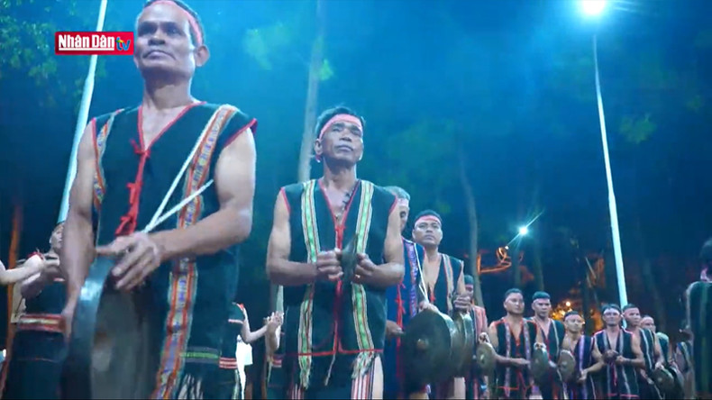 Мероприятие организовано Департаментом культуры, спорта и туризма провинции Жалай. Мероприятие организовано Департаментом культуры, спорта и туризма провинции Жалай.