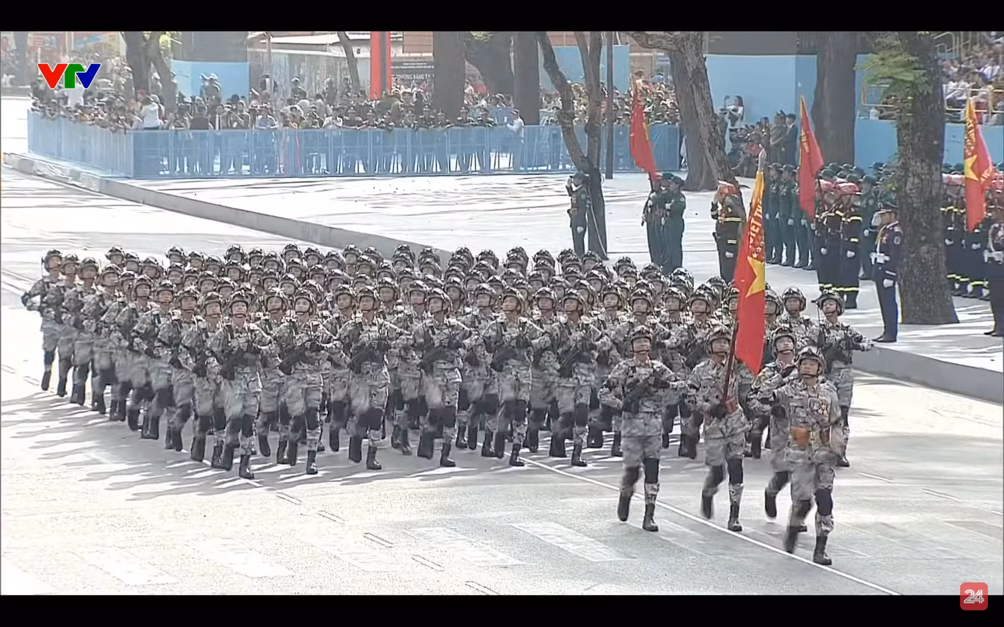 Парадная коробка десантников спецназа.