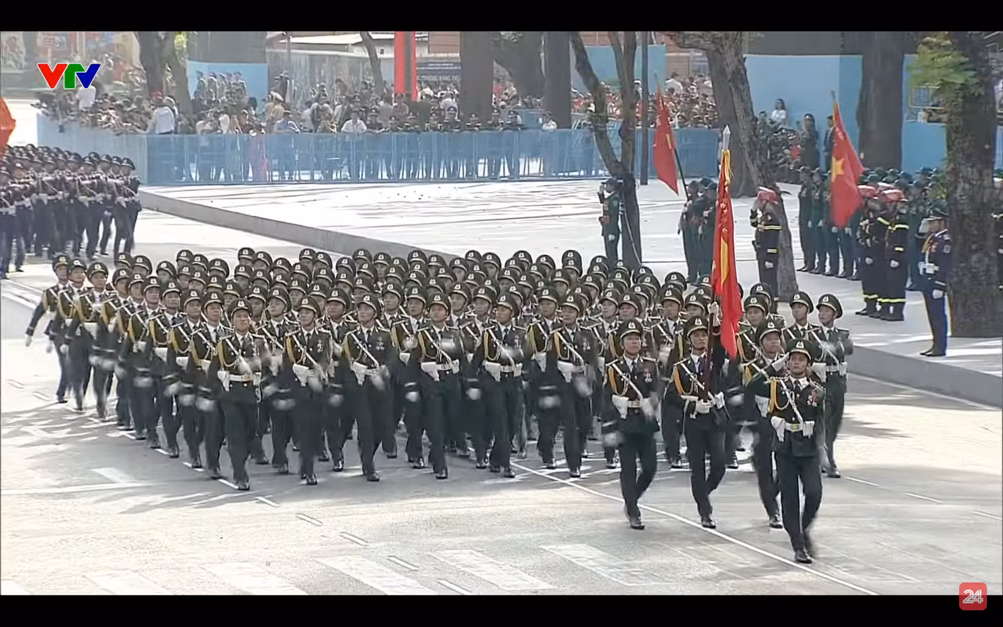 Парадная коробка офицеров пограничных войск.