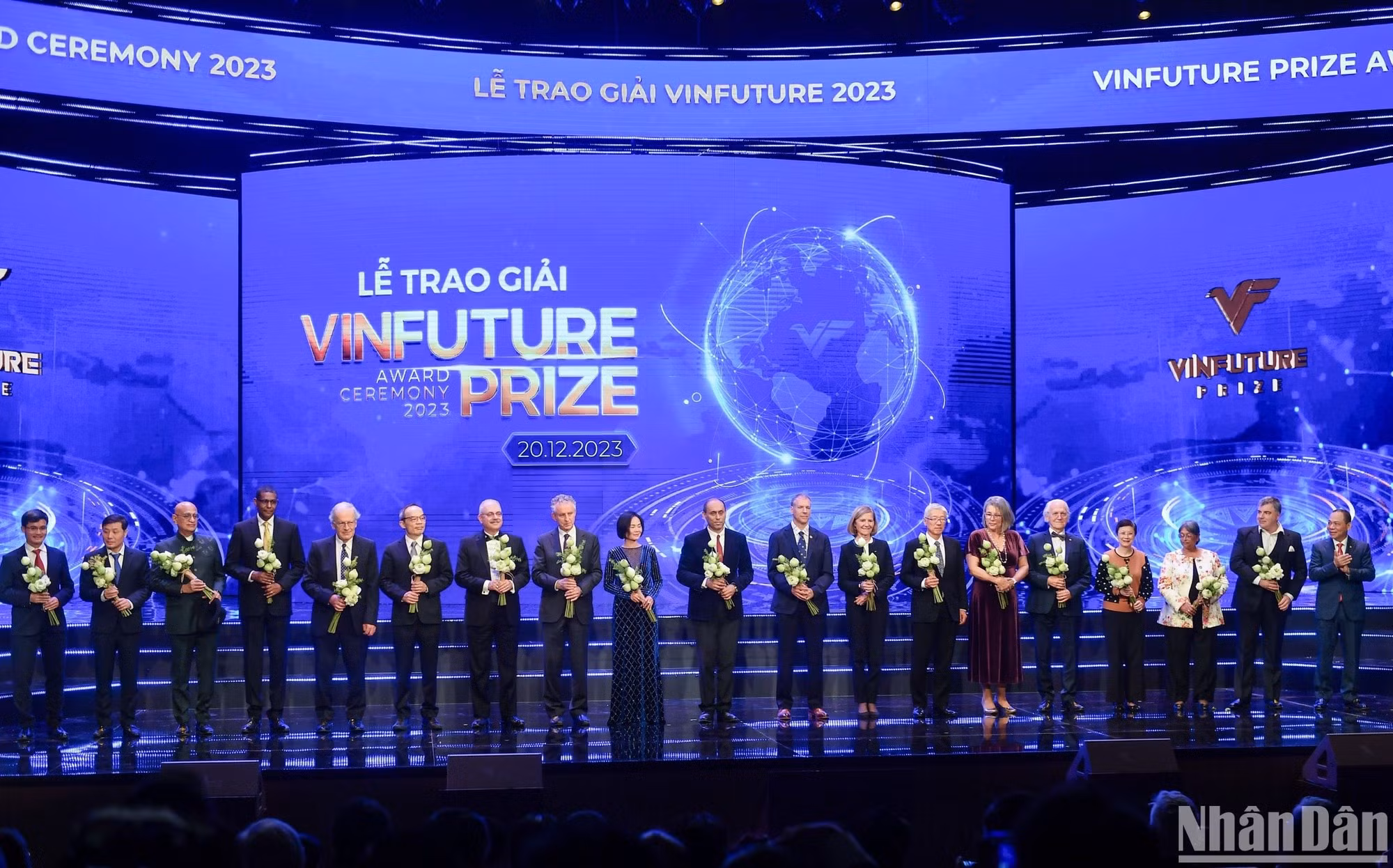 Члены предварительной комиссии премии VinFuture и совета премии VinFuture. Члены предварительной комиссии премии VinFuture и совета премии VinFuture.