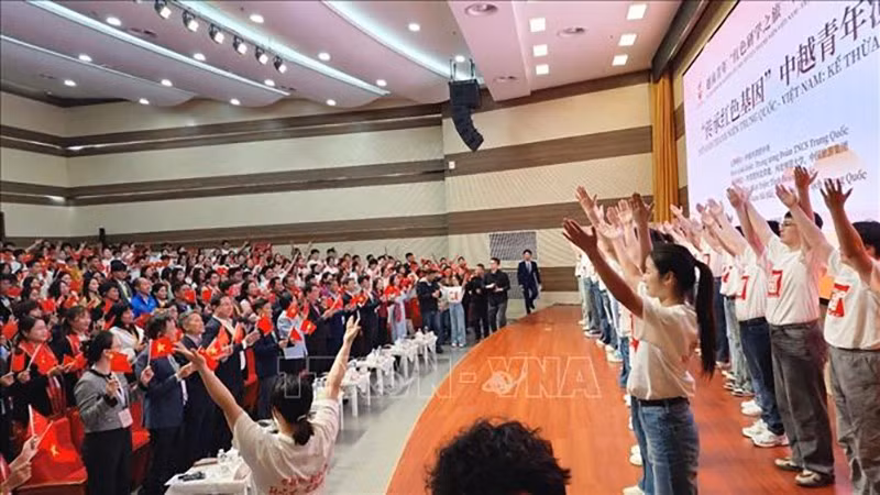 vna-potal-dien-dan-thanh-nien-trung-quoc-viet-nam-voi-chu-de-ke-thua-nguon-gen-do-stand-1.jpg