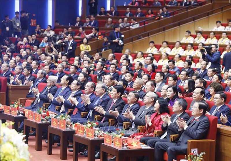 vna-potal-khai-mac-dai-hoi-thi-dua-yeu-nuoc-toan-quoc-lan-thu-xi-stand.jpg