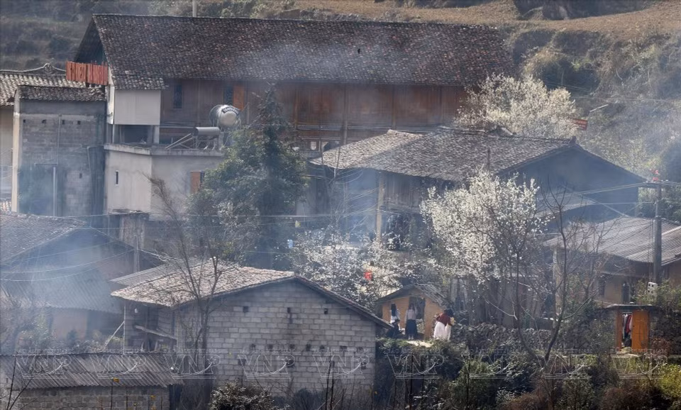 01-lo-lo-chai-village.jpg