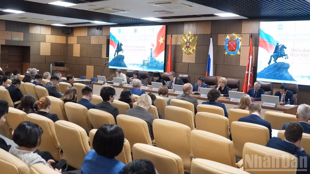Общий вид заседания. Фото: Тхань Тхэ