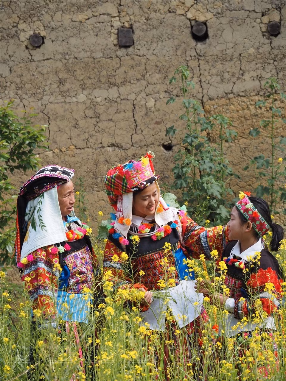 07-lo-lo-chai-village.jpg