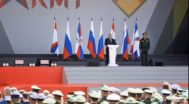 Президент России Владимир Путин выступает на церемонии открытия «Армия-2021» и АрМИ-2021.