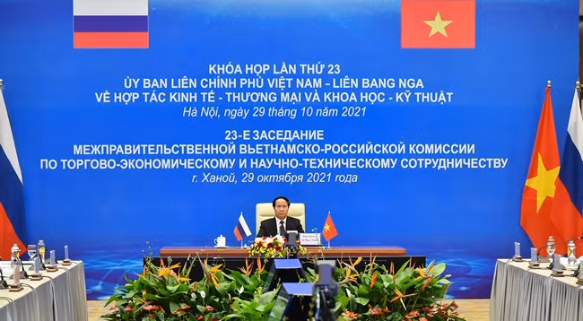 Вице-премьер Вьетнама Ле Ван Тхань на заседании. Фото: МИД Вьетнама