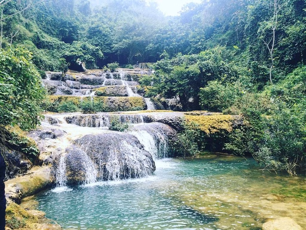 Водопад Хыоу красив в любое время года. Фото: dulich24.com.vn