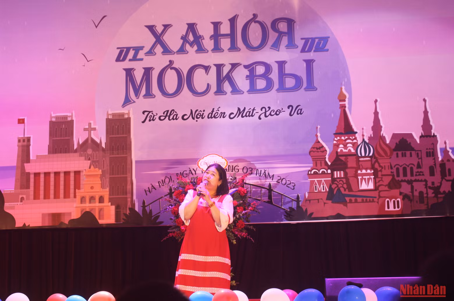 ...но и встреча многих поколений, проживавших и обучавшихся в России, а также студентов, курсантов и школьников, которые изучают русский язык в Ханое и соседних провинциях.